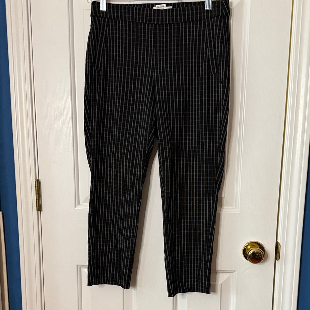 Elle black and white window pane pull on cropped pants size small